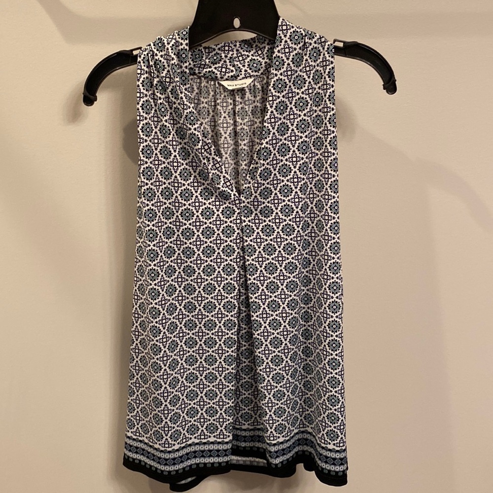 Max Studio Sleeveless Blouse